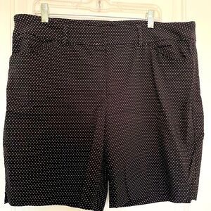 Hilary Raddle pull on Black and White Polka Dot Shorts XXL